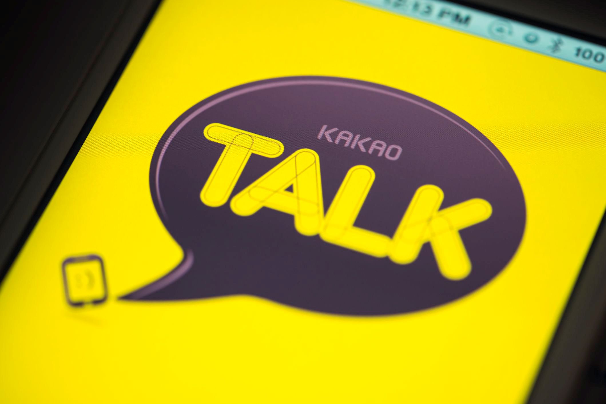 Kakao Talk App on Apple iPhone 4s Screen